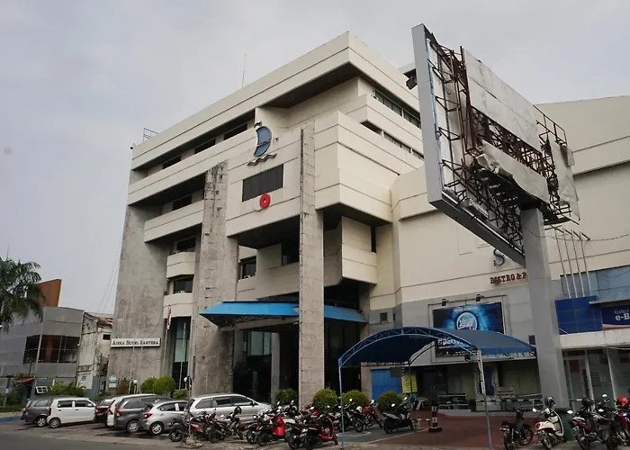 Collection O 1735 Adika BahteraHotel Balikpapan